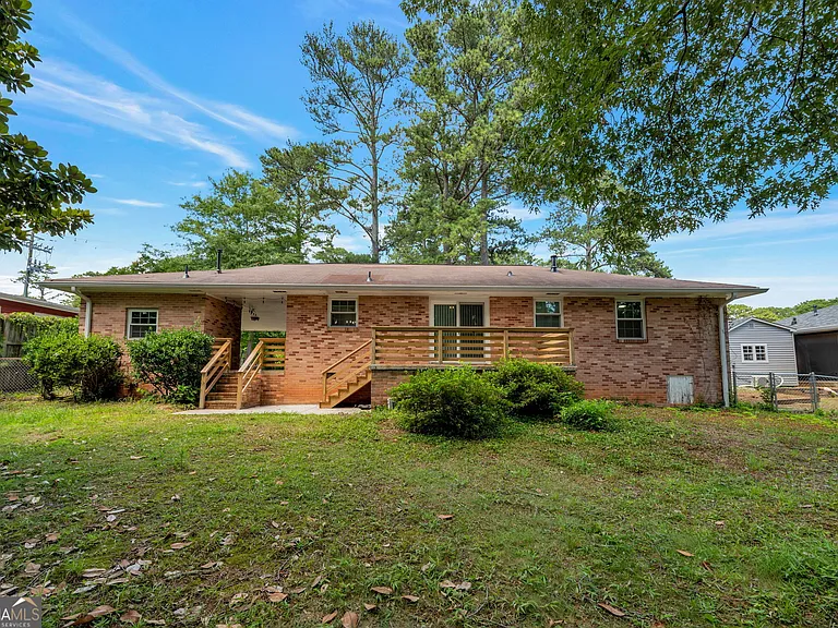 2188 Pawnee Dr SE — Photo 15