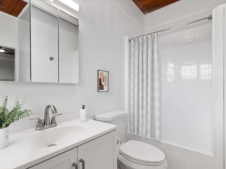 2032 Kapiolani Blvd — Photo 40