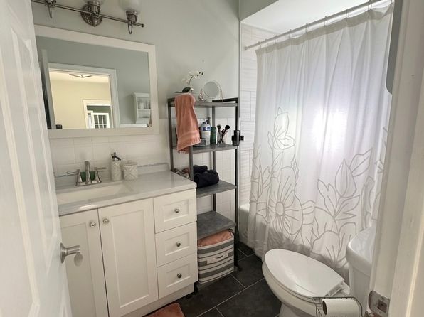 209 Grote St #1B