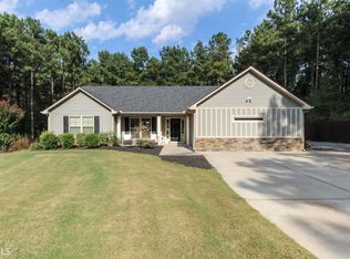 87 Concord Ct, Senoia, GA 30276