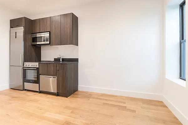 Rented by Bold New York | media 1