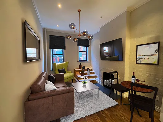 Rented by Compass | media 2