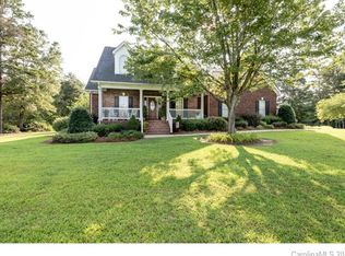 404 Aster Ave, Lancaster, SC 29720