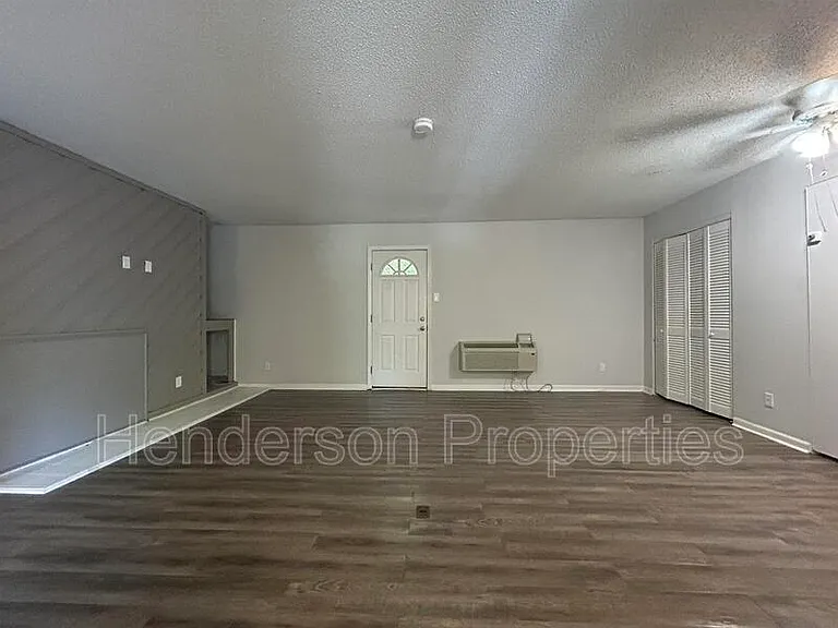 1420 Riverview Rd #C — Photo 3