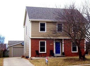 5016 Westwood Dr, West Des Moines, IA 50265