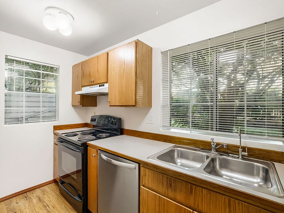 1st image of 7020 208th St SW APT 101