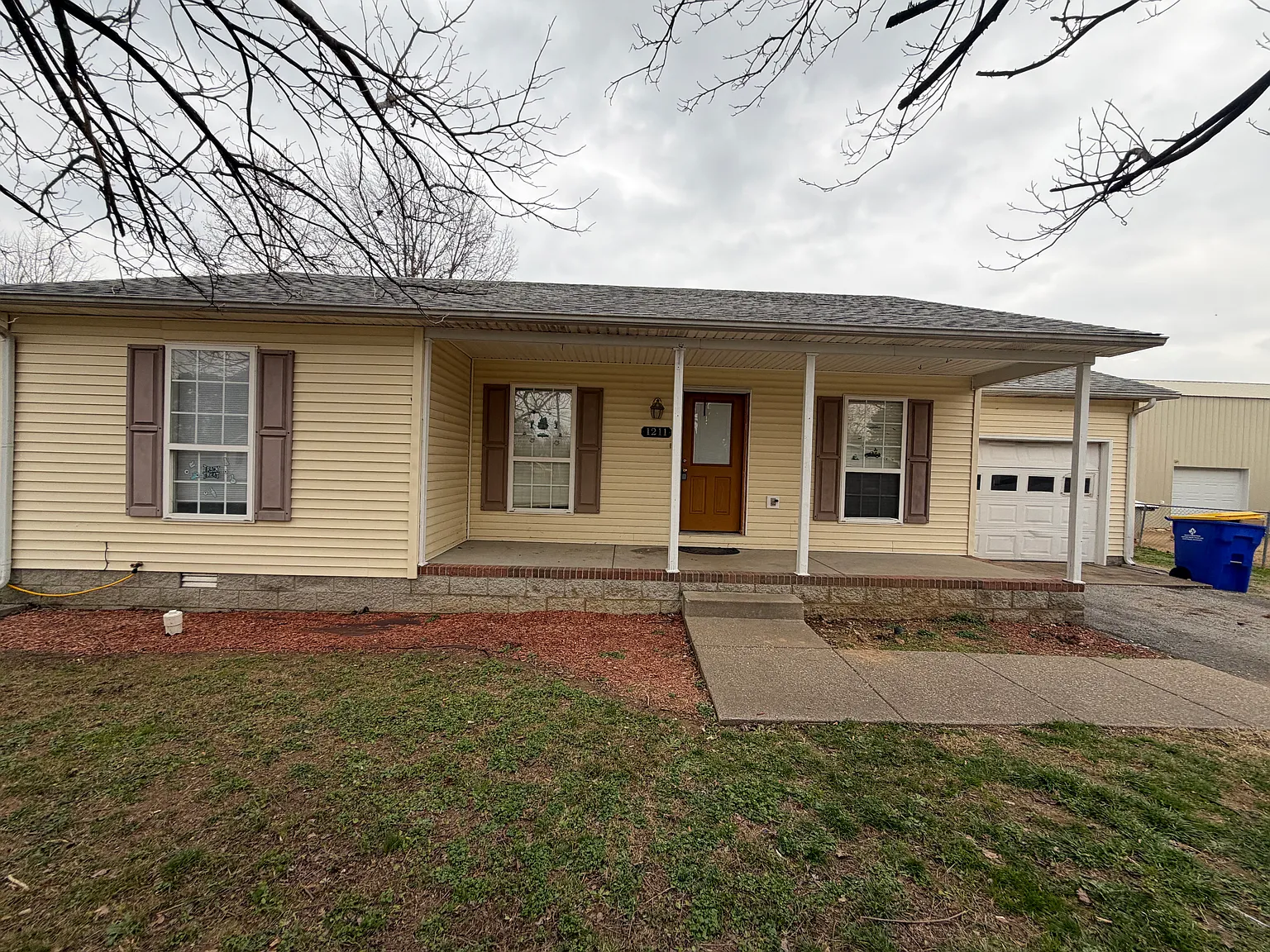 3 bed, 1266 sqft, $1,650 — Photo 3