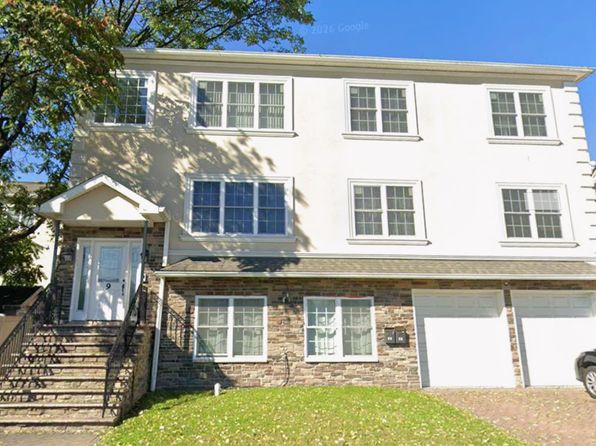 9 Stephens St #2