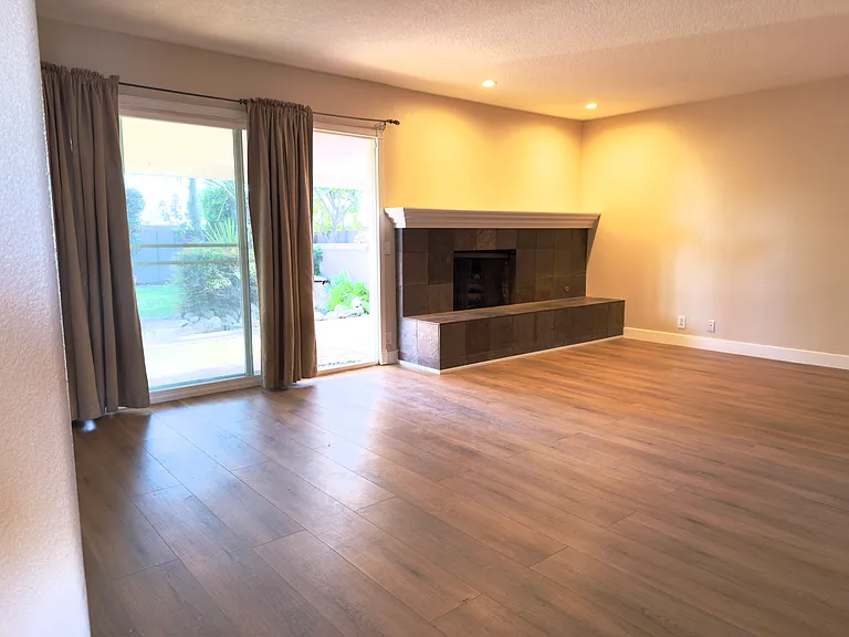 9696 Mariposa Ave — Photo 12