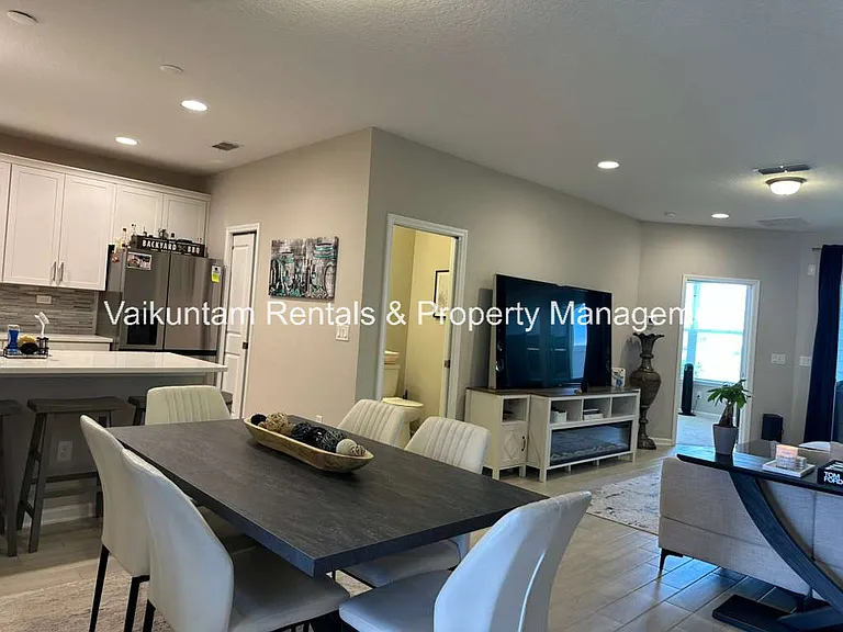 754 Cherry Elm Dr — Photo 7