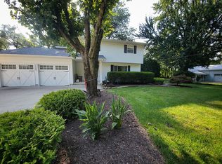 12209 Robins Rd, Westerville, OH 43082