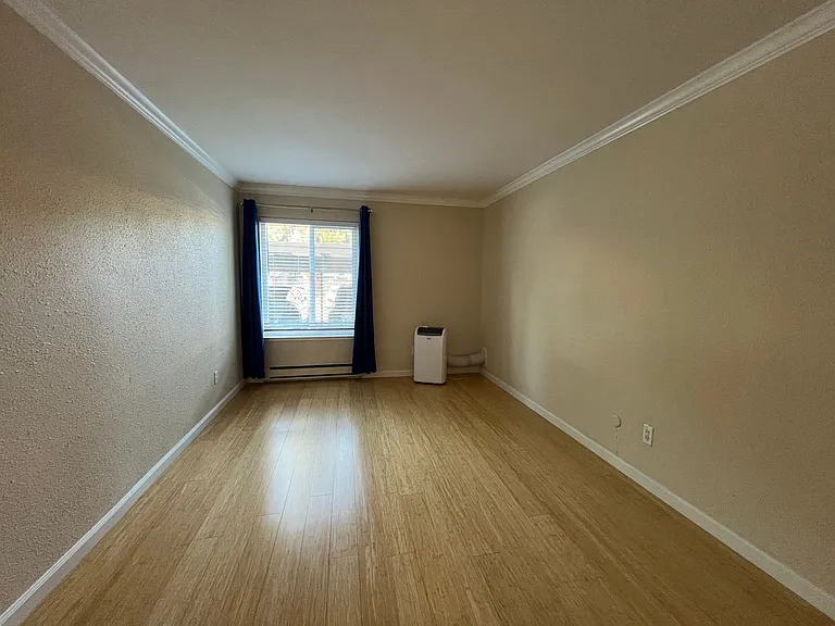 1750 Halford Ave #114 — Photo 8