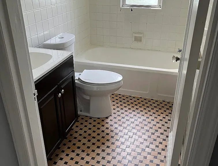 4725 Mathis St #4 — Photo 6