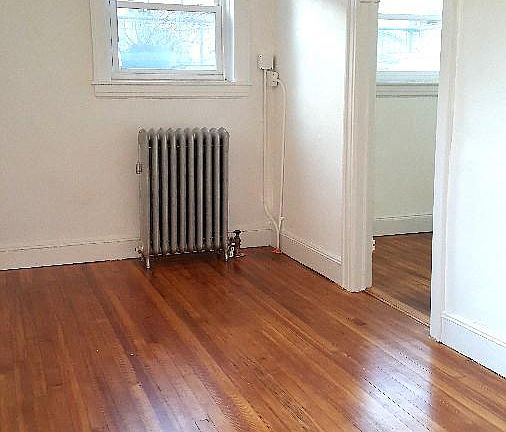 5th image of 2823 49th St #1