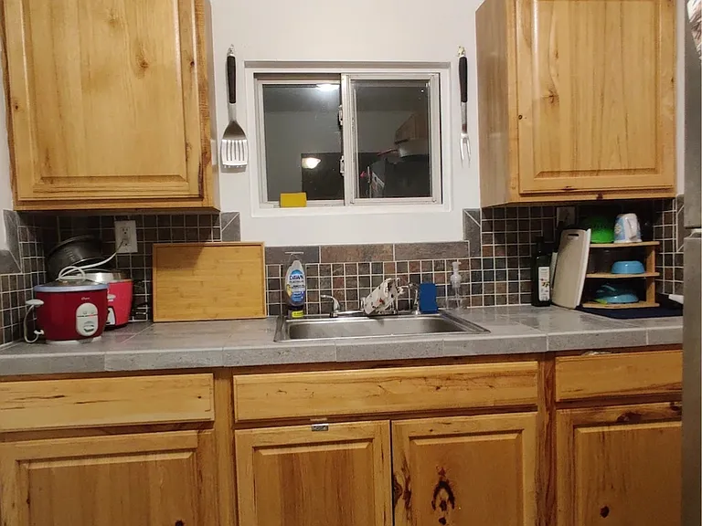 2416 Carey Way — Photo 9