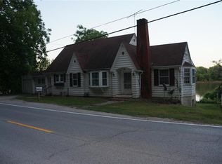 601 N Park St, Hardin, IL 62047