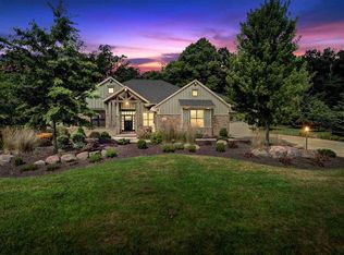 N3082 Manorwood Ln, Hortonville, WI 54944