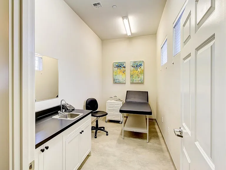 LARC at Olympia (Senior Housing 62+) — Photo 15