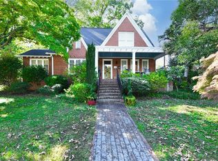 122 Kensington Rd, Greensboro, NC 27403