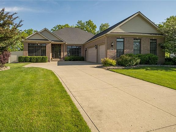 2nd image of 3273 Debra Ct
