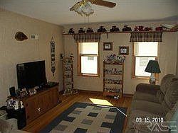 4th image of 119 S Donaldson St