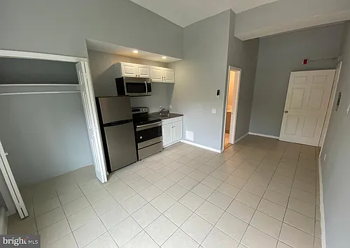 1304 S 9th St #6-B Photo 1