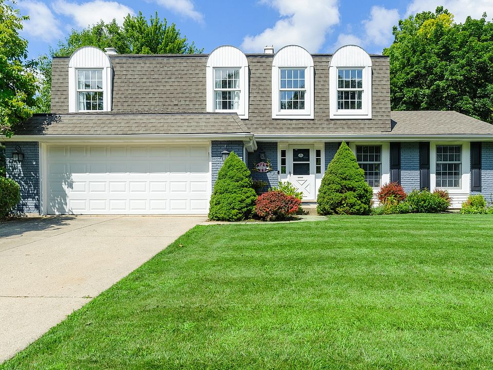 1st image of 807 Roosevelt Dr
