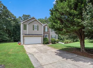 960 Crestworth Xing, Powder Springs, GA 30127