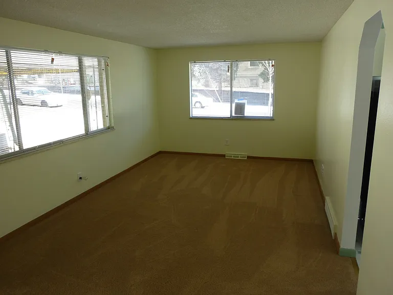 2955-2959 N Newton St #2955-A — Photo 5