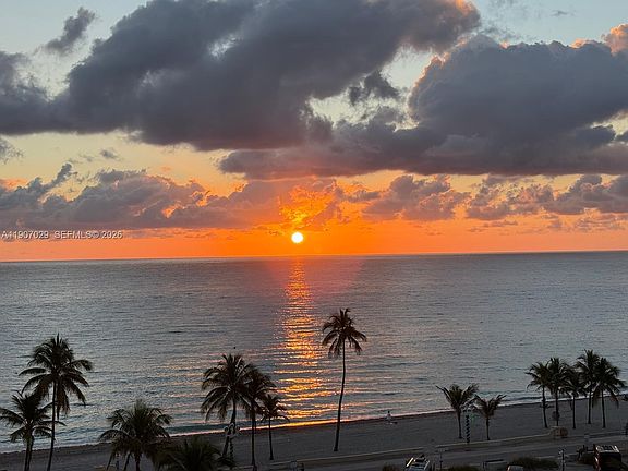 4th image of 3111 N Ocean Dr APT 811