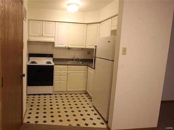 4th image of 8919 New Hampshire Ave APT A