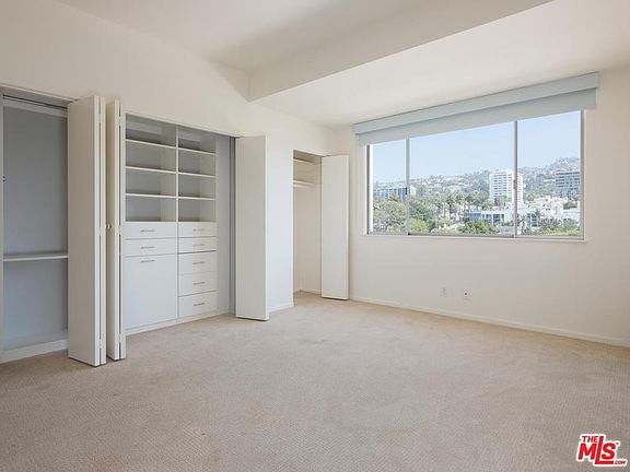 5th image of 818 N Doheny Dr APT 707