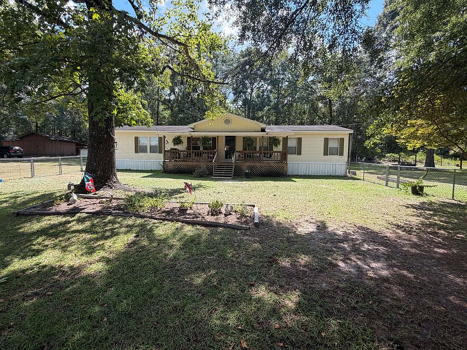 1st image of 557 Poole Rd