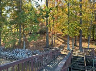 8141 Ridgewood Rd, Sherrills Ford, NC 28673