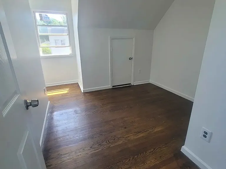 81 Columbia Ave #3 — Photo 3