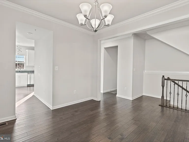 311 Sunrise Ct — Photo 11