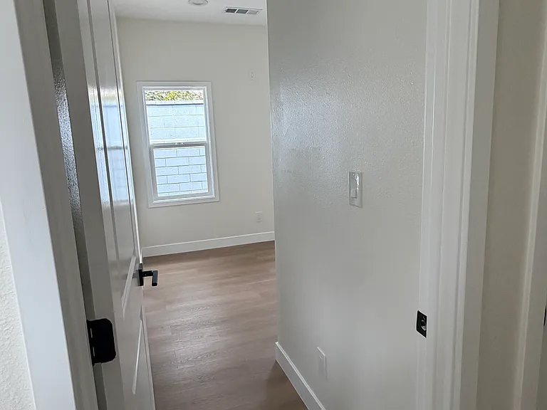 1608B S Songish St — Photo 11