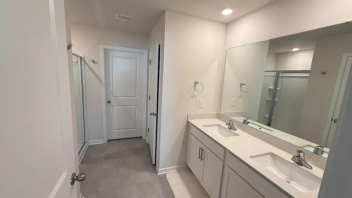 3 bed, 2.5 bath, 2175 sqft, $2,500 — Photo 4