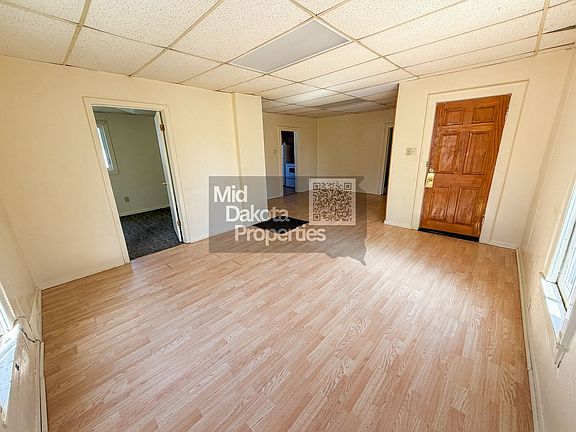 4th image of 219 N Montana St
