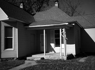 1113 W Division St, Springfield, MO 65803