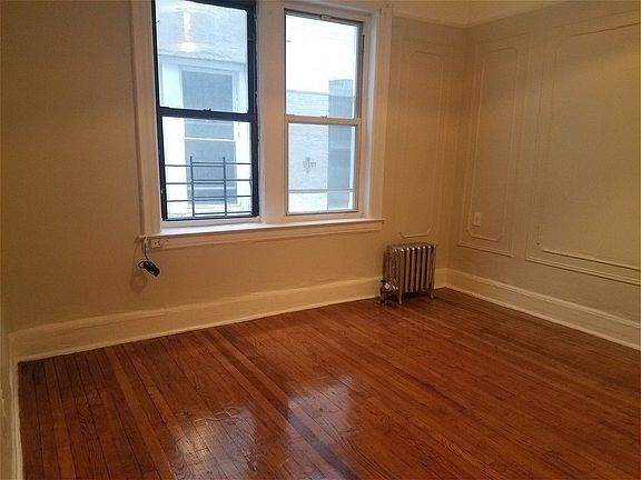 3rd image of 4821 4th Ave #2C