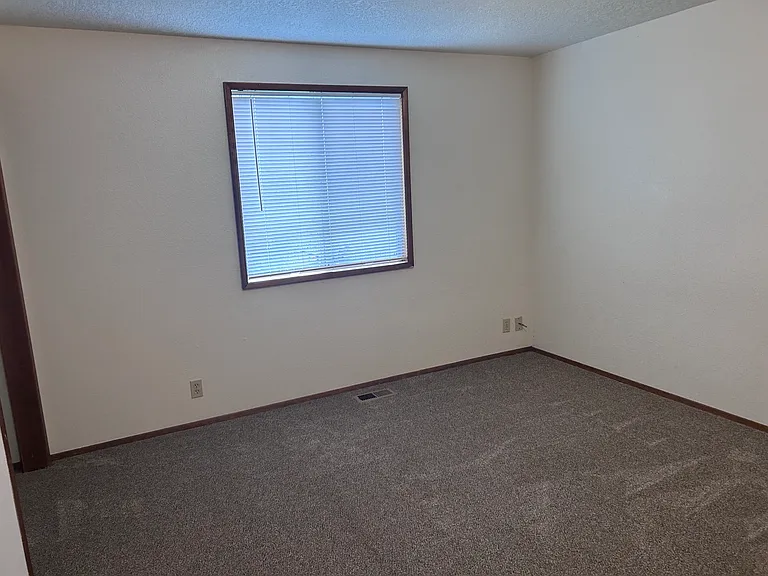 970 SW 178th Pl — Photo 41
