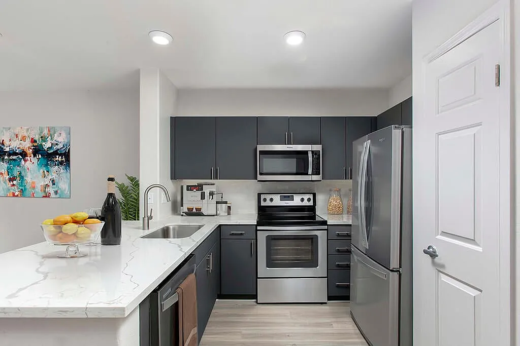 Caprielle Apartments — Photo 1