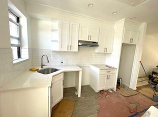 32-61 45th St #3, Astoria, NY 11103