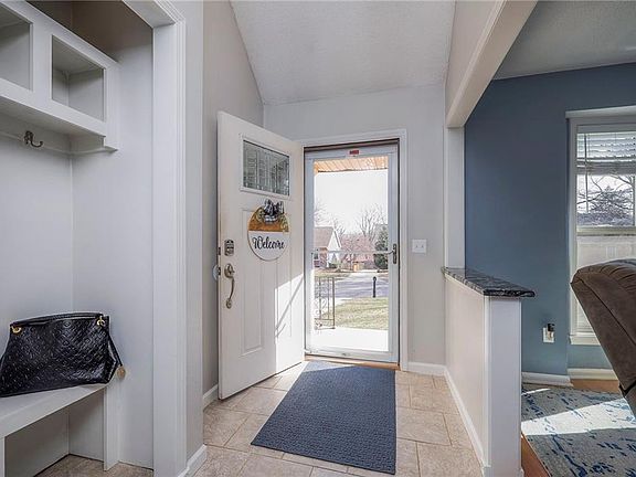 4th image of 7802 Westgate Dr