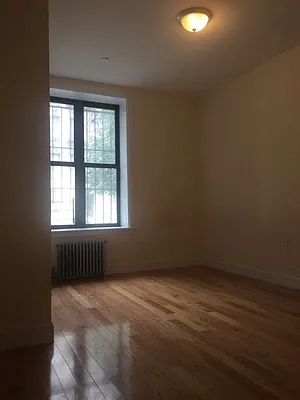 Rented by Bohemia Realty Group | media 18