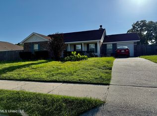 11341 Fairfield Ln, Gulfport, MS 39503