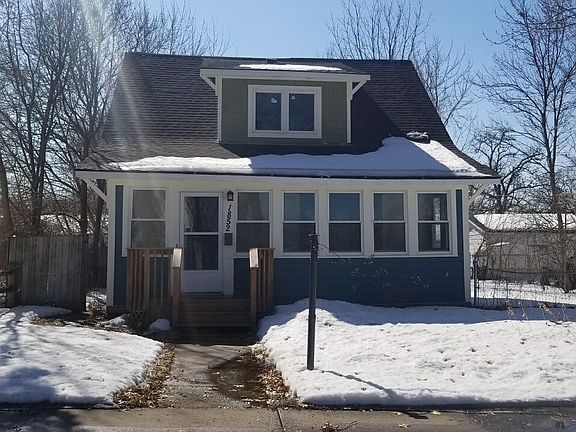 2nd image of 1852 Hawthorne Ave E