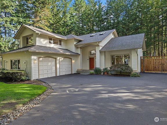 3rd image of 7058 Cobi Place NW