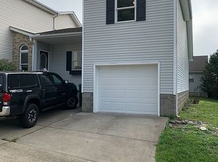 10 Marie Dr, Hurricane, WV 25526